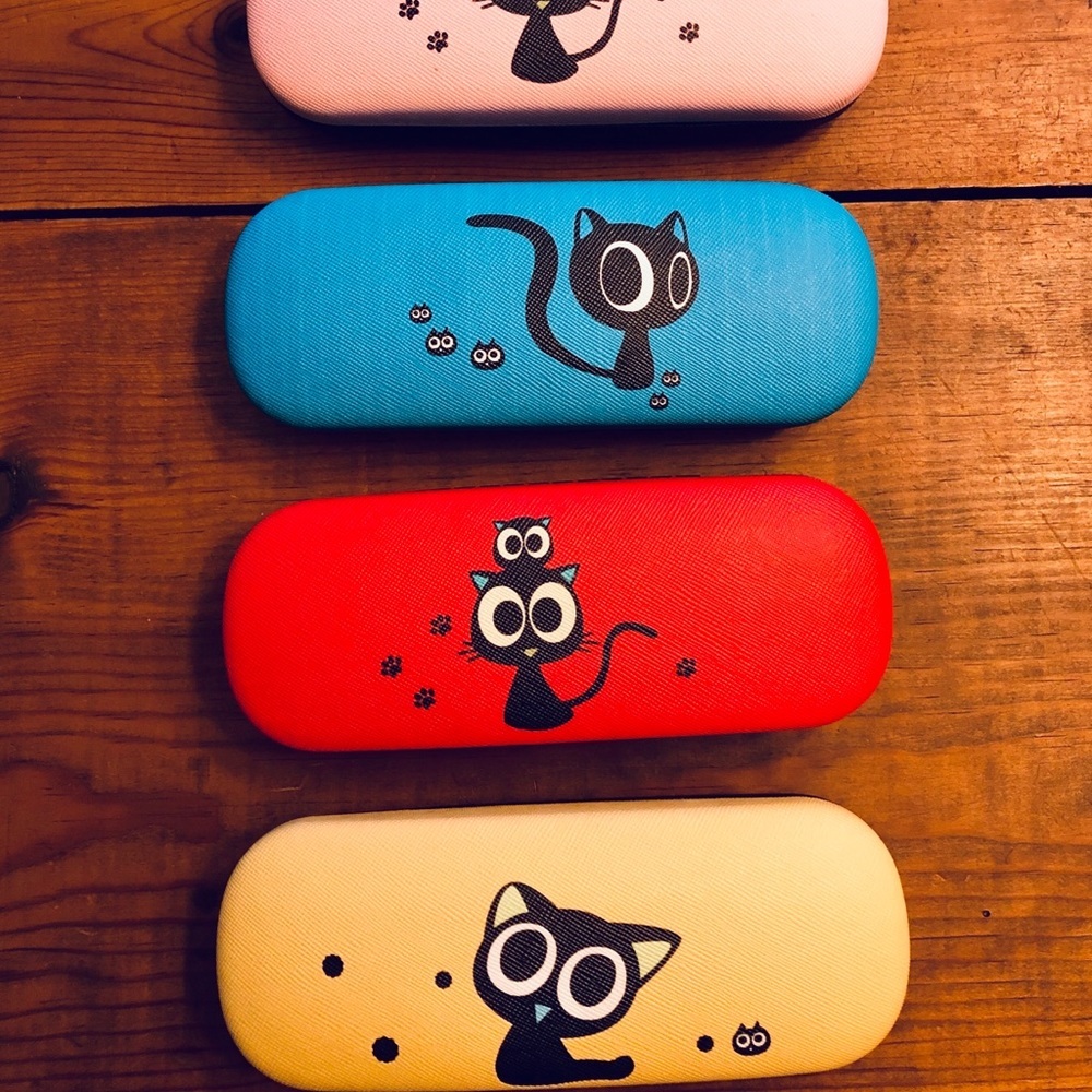 🐱Kitty Hard Glasses Case!🐱💕 - Picture 3 of 3